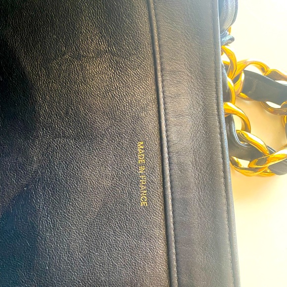 Chanel Vintage Lambskin XL Tote **PRICED TO SELL** - Picture 7 of 13